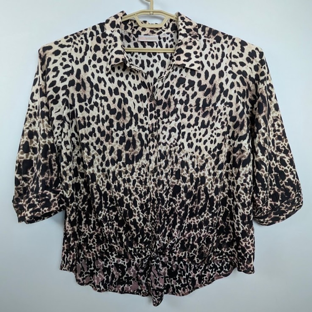 Belle by Kim Gravel Leopard Print Top Womens XL Beige Black Animal Cheetah EUC